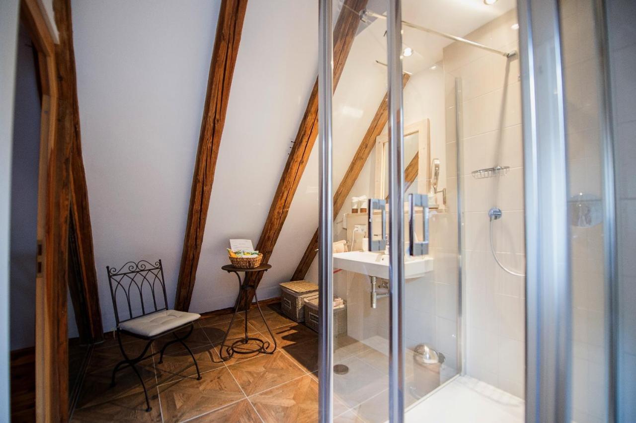 Goldgemaeuer Appartements Ochsenfurt Szoba fotó