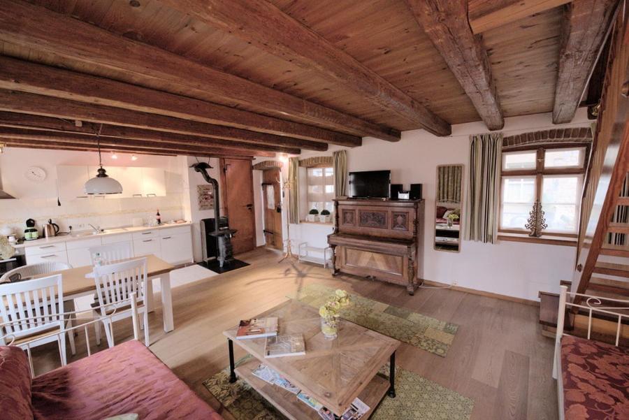 Goldgemaeuer Appartements Ochsenfurt Kültér fotó